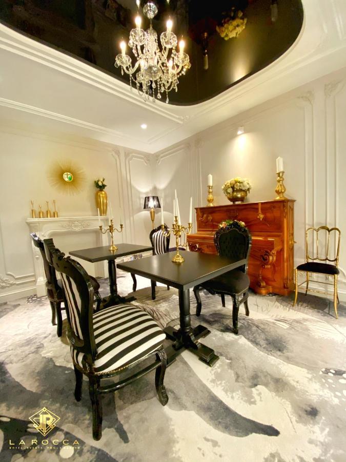 La Rocca Boutique Hotel Craiova Eksteriør bilde