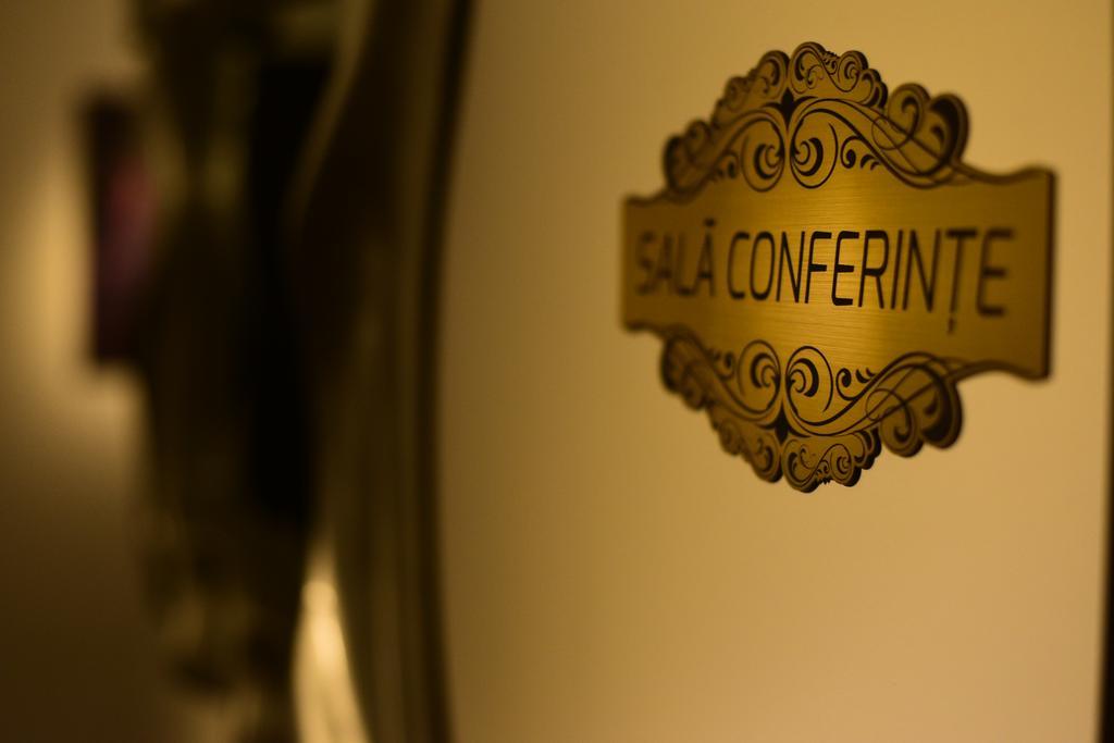 La Rocca Boutique Hotel Craiova Eksteriør bilde