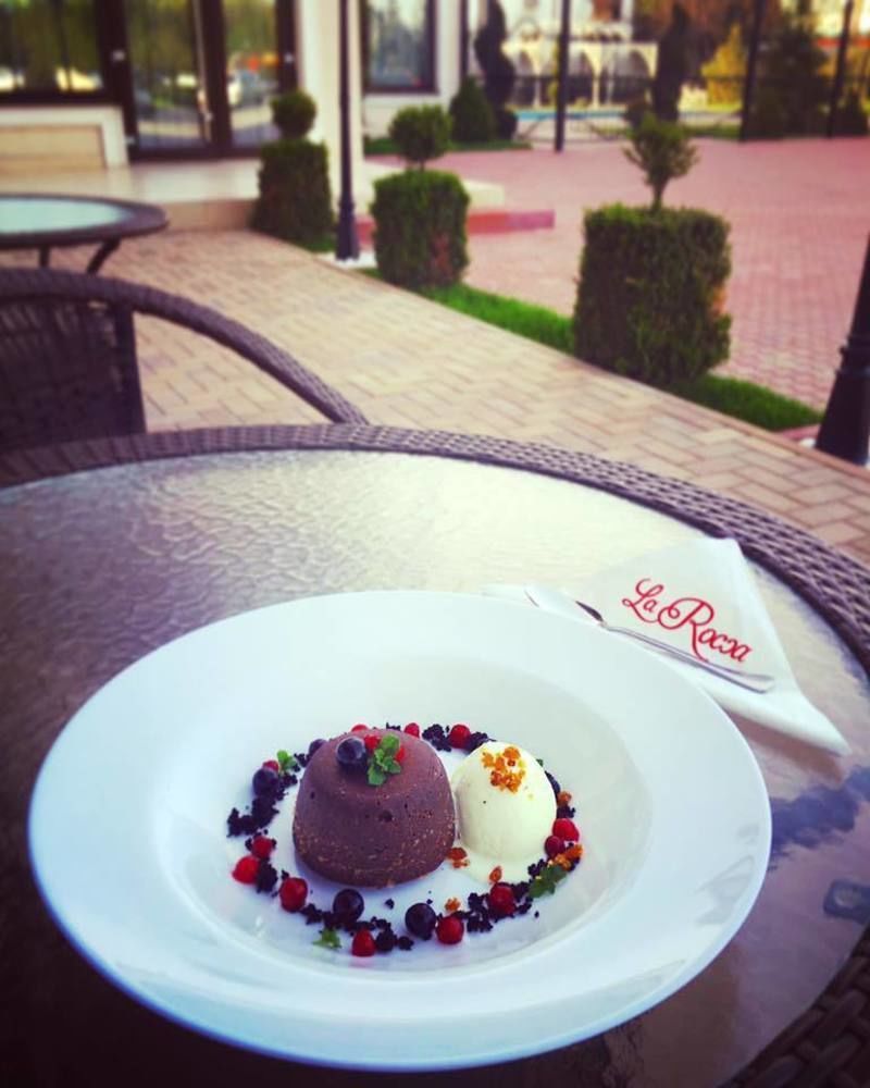 La Rocca Boutique Hotel Craiova Eksteriør bilde